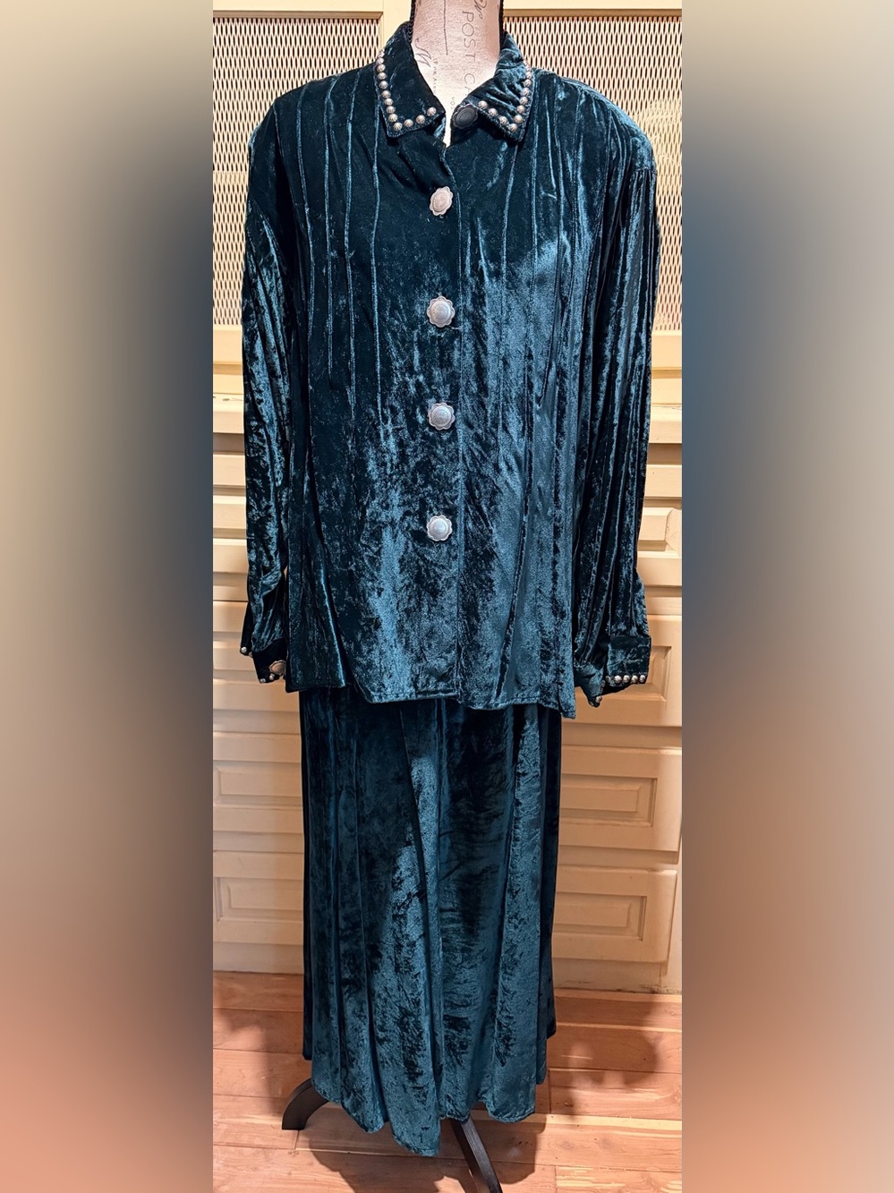 VTG Double D Ranchwear Crushed Velvet Studded Skirt Set Green L Top M Skirt
